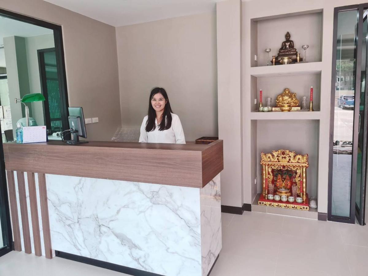 Grand Maihom Hotel Чиангмай Екстериор снимка